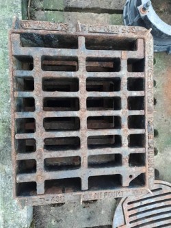 Cast iron drain covers 