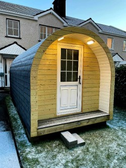 Glamping pod, tiny house, office, garden pod 