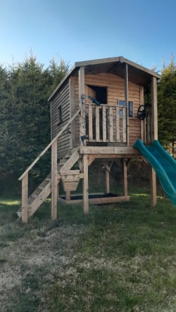 Playhouse for sale 