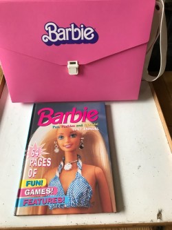 Barbie Annual 1997 and Barbie Carry case 