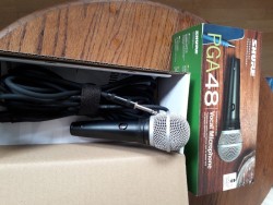 Shure microphone and stand 