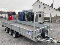 Flat bed trailers 