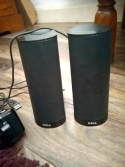 Speakers. Dell Speakers 