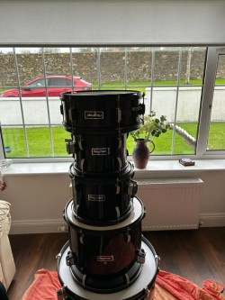 DRUM KIT FOR SALE/ AS NEW/ 