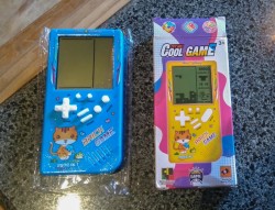 Hand Held Pocket Video Game Console (new). 