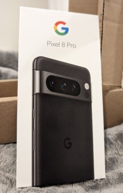 Google Pixel 8 Pro Unlocked Android Smartphone 512GB Obsidian NEW in Box 