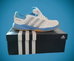 ADIDAS ESSENCE 10W INDOOR COURT SHOES (BRAND NEW). 