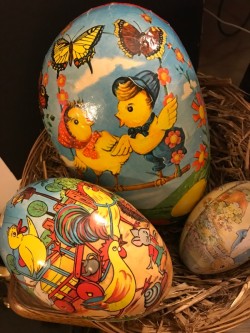 Three Pre-loved Hollow Easter Eggs in basket 