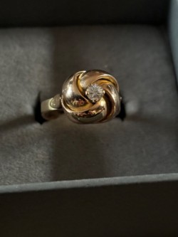 18kT Yellow Gold Rose Ring 