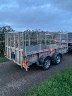 Ifor Williams GD106 mesh side trailer 