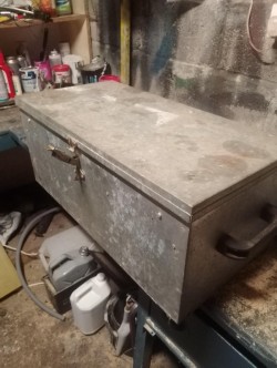 galvanised tool box  