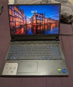 Dell G15 5521 Special Edition Laptop for Sale (Like-new) 