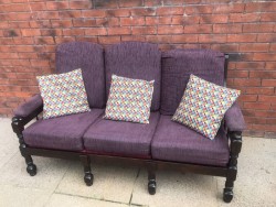 Cottage Style 3 Seater Settee 